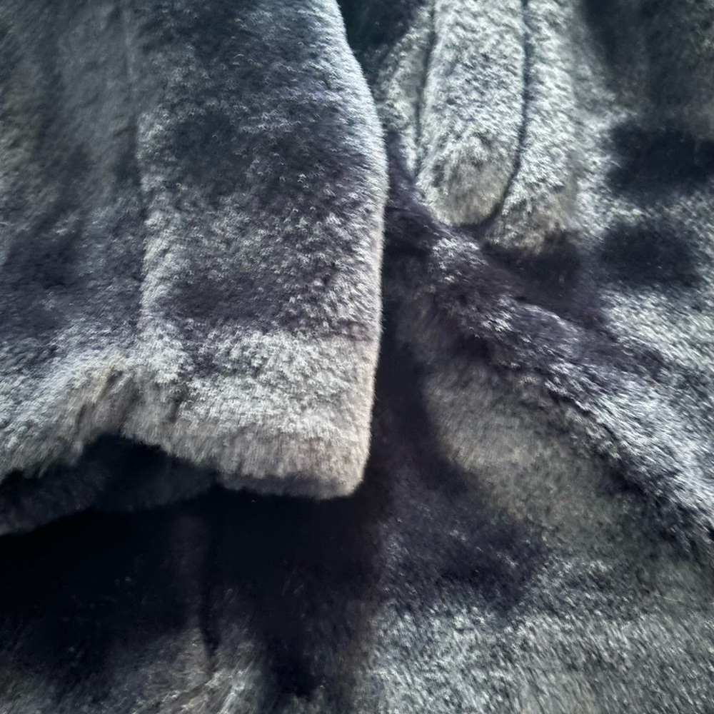 H&M Black Teddy Coat - Picture 5 of 5